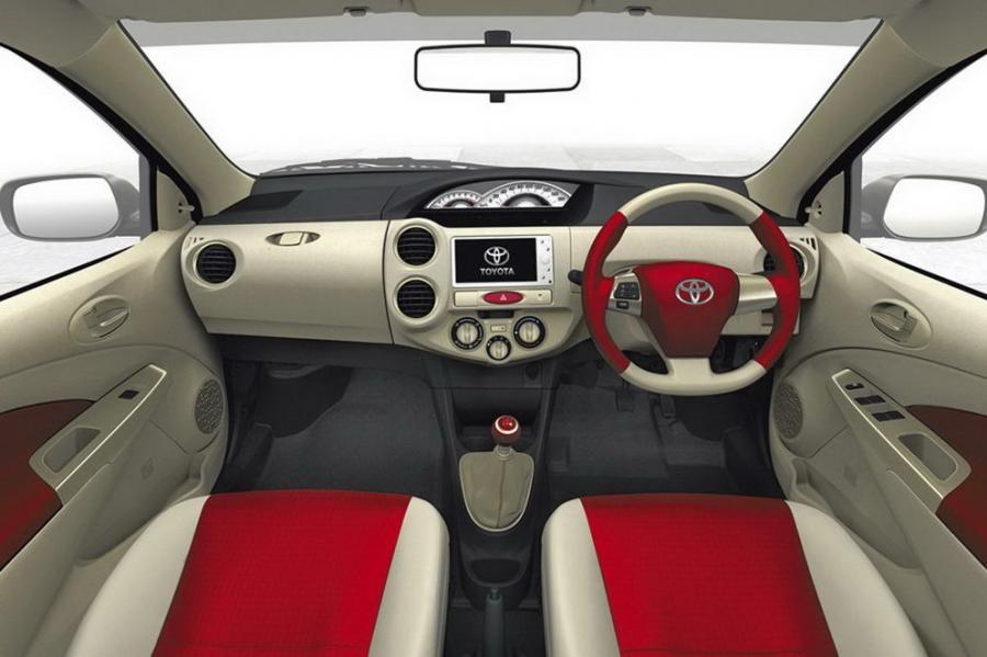  Toyota Etios Concept 2010 года  (фото 5 из 10)